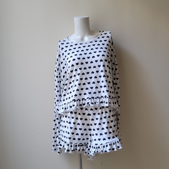 Flowy Lettuce Trim Heart Pajama Set - Picture 2 of 6